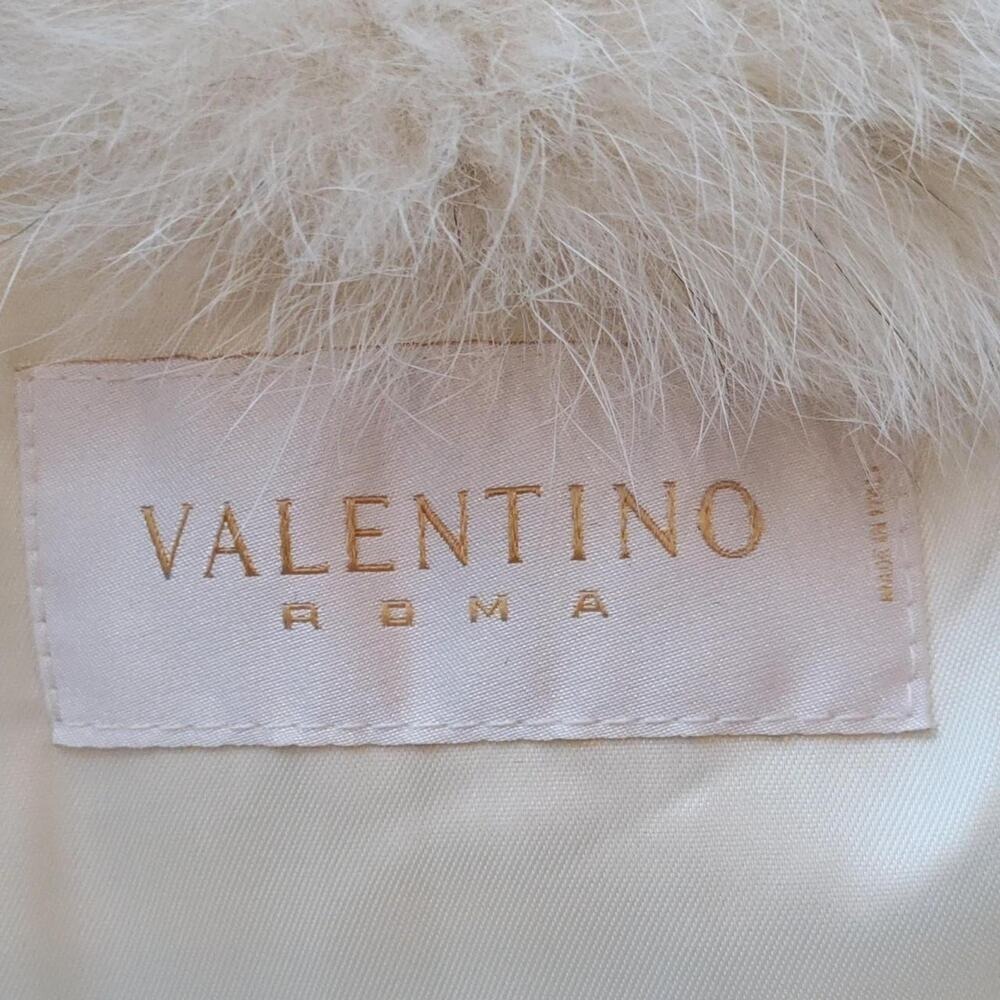 New $2450 Valentino Garavani ‎ Real Fur short white jacket/ cape - Picture 5 of 5